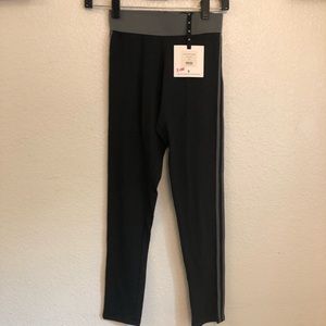 AGNES & DORA LEGGINGS